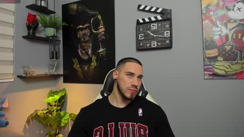 Giorgio leone online show from January 3, 3:49 am