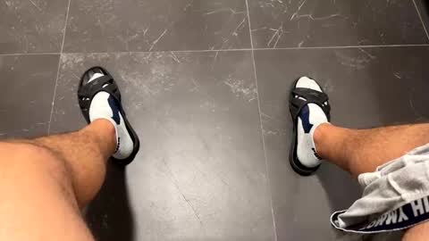 giovaa23 online show from October 18, 7:30 pm