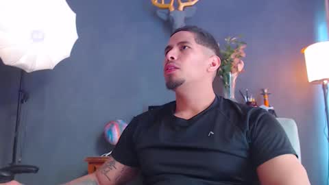 piggy boy online show from September 15, 8:43 pm