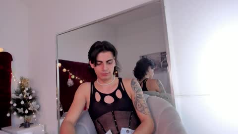 GirishSilva online show from December 5, 11:18 pm