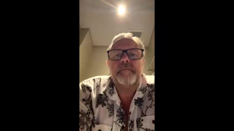 girlsandbikes online show from February 23, 3:57 pm