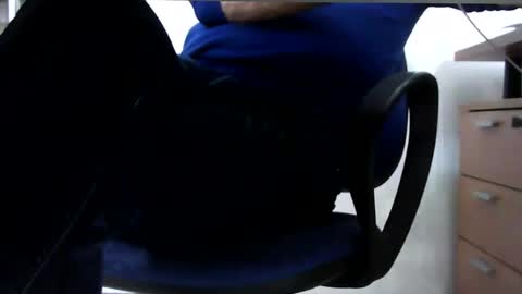Snapshot of gitano691 chatting on December 5, 8:33 am gitano691 online show from December 5, 8:33 am