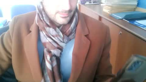 giuseppevai1 online show from December 19, 10:23 am