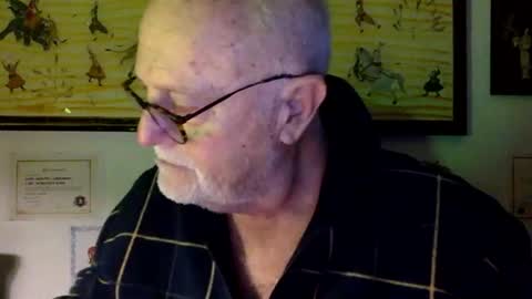 giutomma930394 online show from December 4, 10:28 pm