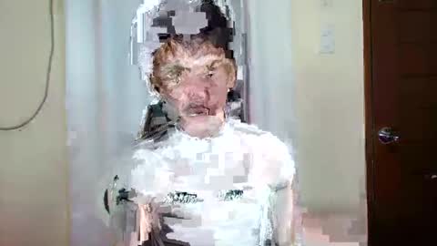 givemethrillx online show from February 25, 7:09 am