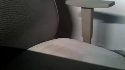 gjustaguym online show from May 27, 6:38 pm