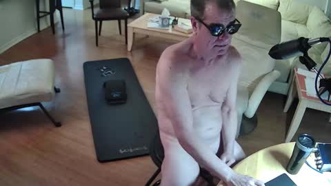 glennbitch online show from December 9, 3:40 am