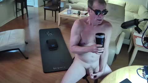 glennbitch online show from December 20, 3:25 am