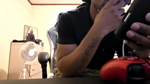 glomightyj online show from April 20, 3:53 am