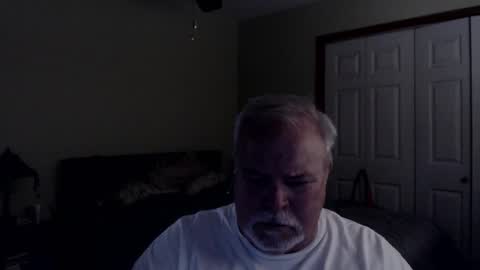 gmctruckguy online show from November 15, 6:54 pm