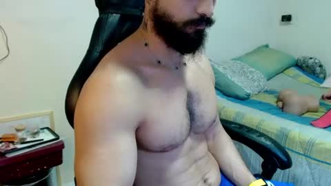god hunkules online show from July 6, 6:43 pm