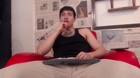 steven online show from December 1, 9:29 pm