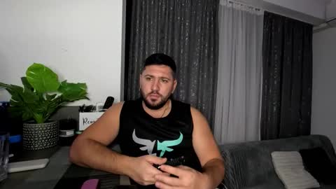 gold_alpha_boy online show from October 15, 6:26 pm