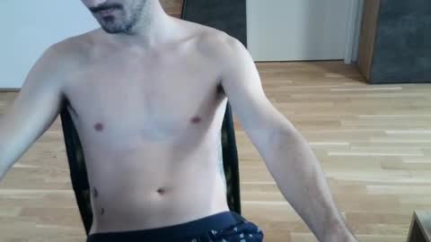 goldnic_10 online show from May 6, 4:57 am