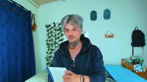 Goldy Loyal93 online show from March 3, 1:13 am