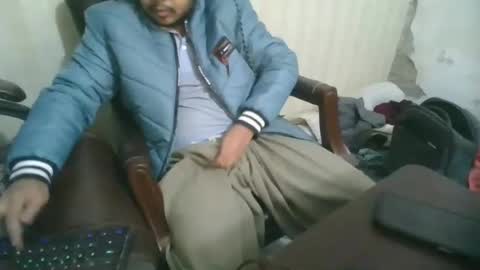 Snapshot of goodfucker3252 chatting on January 9, 10:41 pm Arab Pronstar online show from January 9, 10:41 pm