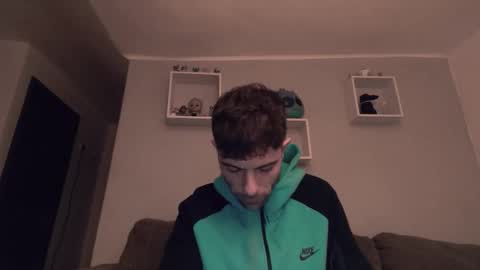 gottalovelatinas online show from February 20, 6:31 pm