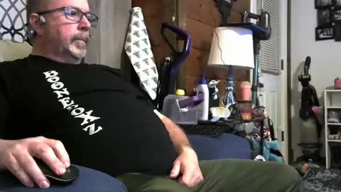 Snapshot of granitebuckeye1969 chatting on January 1, 11:29 pm granitebuckeye1969 online show from January 1, 11:29 pm
