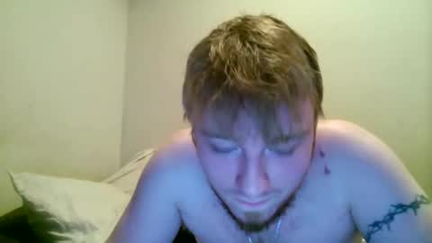 gravewalker22 online show from February 5, 3:35 am