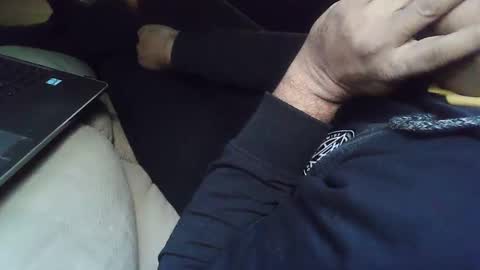 Snapshot of grey_stud chatting on December 18, 5:26 am Grey Stud online show from December 18, 5:26 am