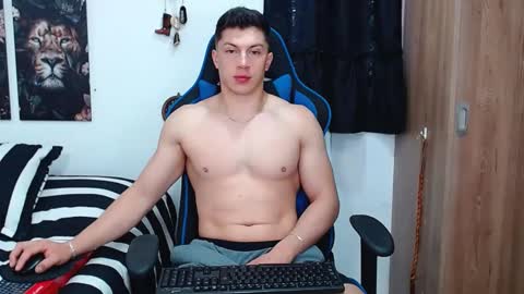 griego01 online show from March 9, 3:27 pm