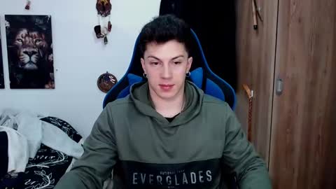 griego01 online show from December 7, 10:06 pm