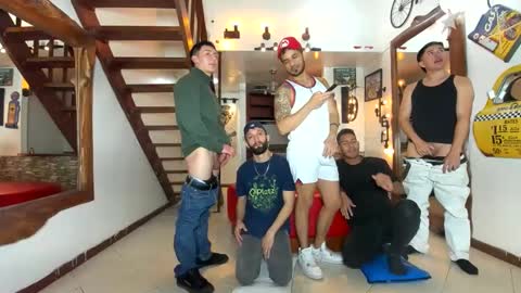 GRIVALS. THOMAS AND DAMIAND online show from January 26, 5:13 pm