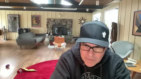 groovycouvie online show from February 9, 10:43 pm