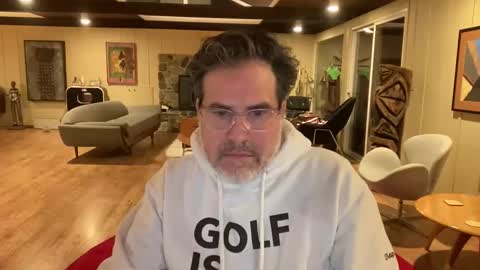 groovycouvie online show from December 5, 3:57 am