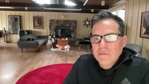 groovycouvie online show from February 8, 9:04 pm