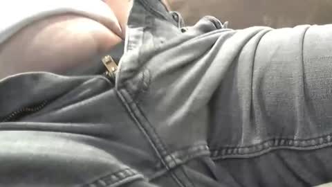 GrrGuy1 online show from January 10, 6:42 am