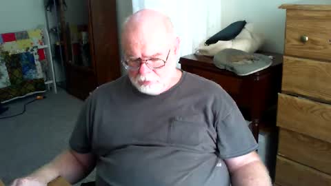 Gary online show from October 2, 7:07 pm