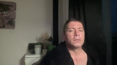 guil0 online show from July 11, 7:21 am