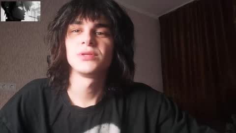 gushill_ online show from October 26, 12:01 am