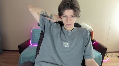 guy_liam1 online show from December 20, 8:06 am