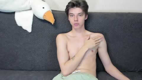 guy_liam1 online show from November 21, 2:05 pm