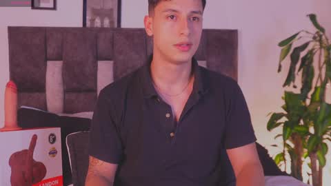 Gabriel online show from April 14, 4:23 am