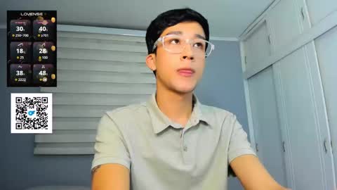 Snapshot of guy_veryhot1 chatting on September 28, 3:15 am onlyfans kevin garcia s online show from September 28, 3:15 am