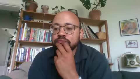 guy_wood15 online show from May 11, 8:05 am
