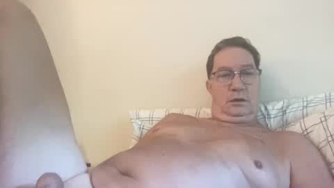 gwashere4u online show from October 1, 12:53 pm