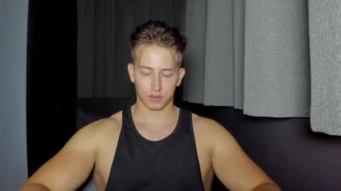 Oliver online show from September 13, 8:21 pm