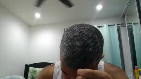Snapshot of h0nest84 chatting on September 23, 6:02 am h0nest84 online show from September 23, 6:02 am