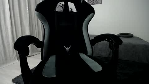 Snapshot of hairycuss chatting on January 7, 1:39 am Adam online show from January 7, 1:39 am
