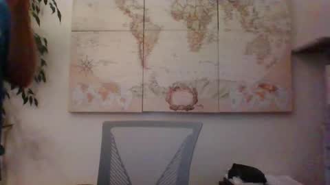 Snapshot of hairypussylover089 chatting on September 30, 5:02 am hairypussylover089 online show from September 30, 5:02 am