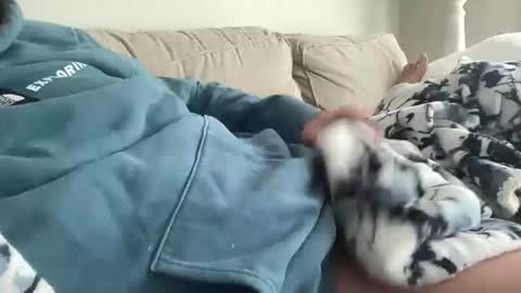 relax online show from February 9, 3:27 pm