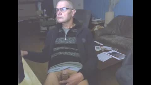 Prefer men 80 online show from December 14, 4:09 pm