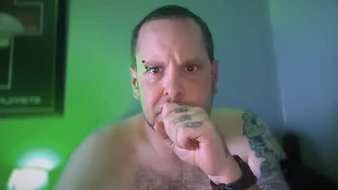 hand_banana_420 online show from September 10, 3:05 am