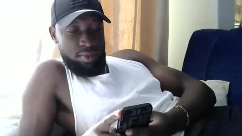 Snapshot of handsome_king30 chatting on December 18, 12:18 pm handsome king online show from December 18, 12:18 pm