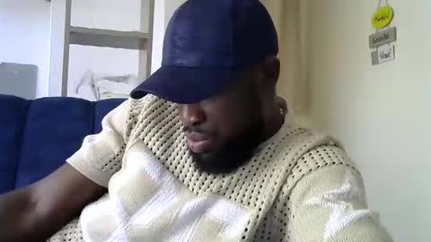 Snapshot of handsome_king30 chatting on February 9, 10:53 am handsome king online show from February 9, 10:53 am