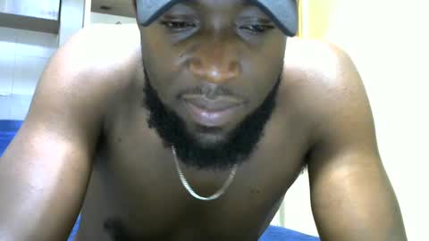 Snapshot of handsome_king30 chatting on January 11, 2:09 am handsome king online show from January 11, 2:09 am
